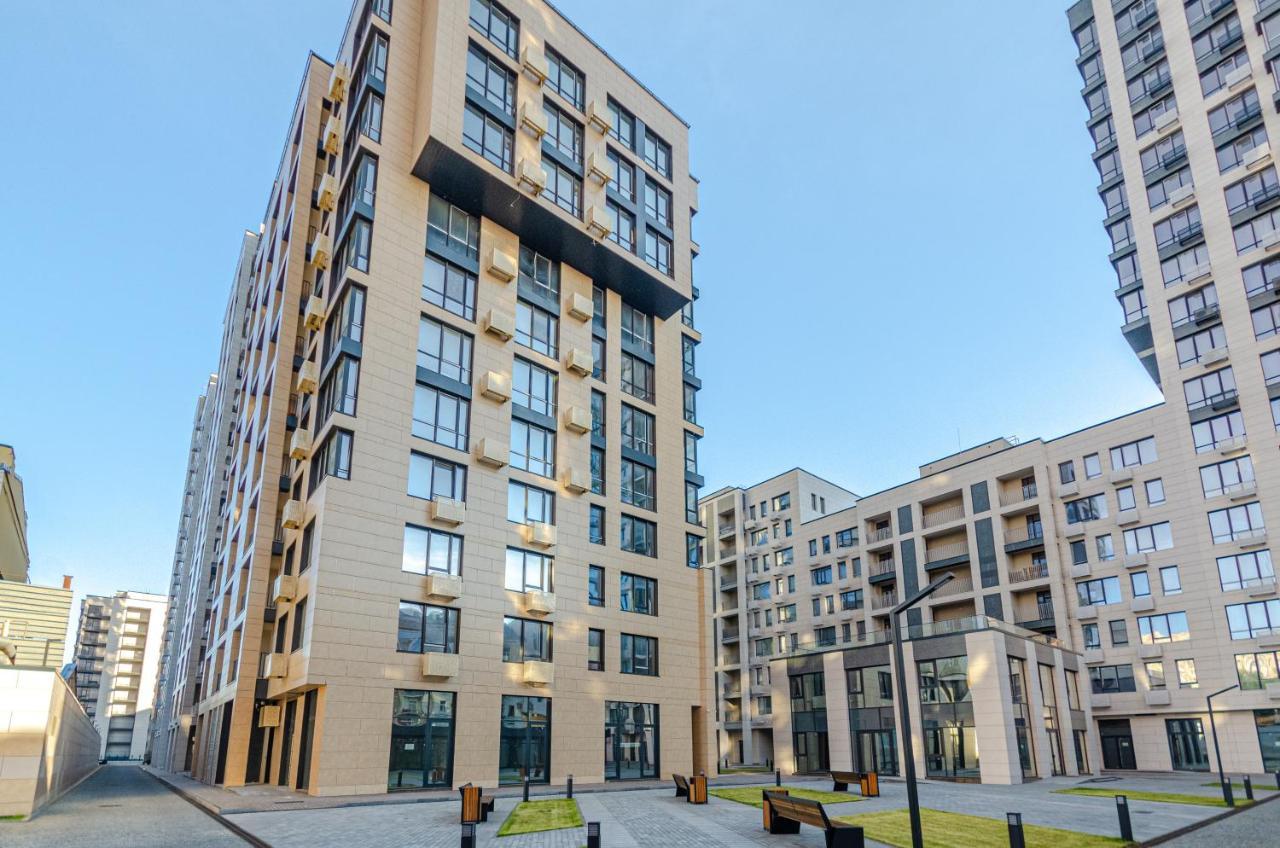 Petrovdom 12-131B Apartments In Rc "Yaroslaviv Grad"Bulvarno Kudriavska 17B เคียฟ ภายนอก รูปภาพ