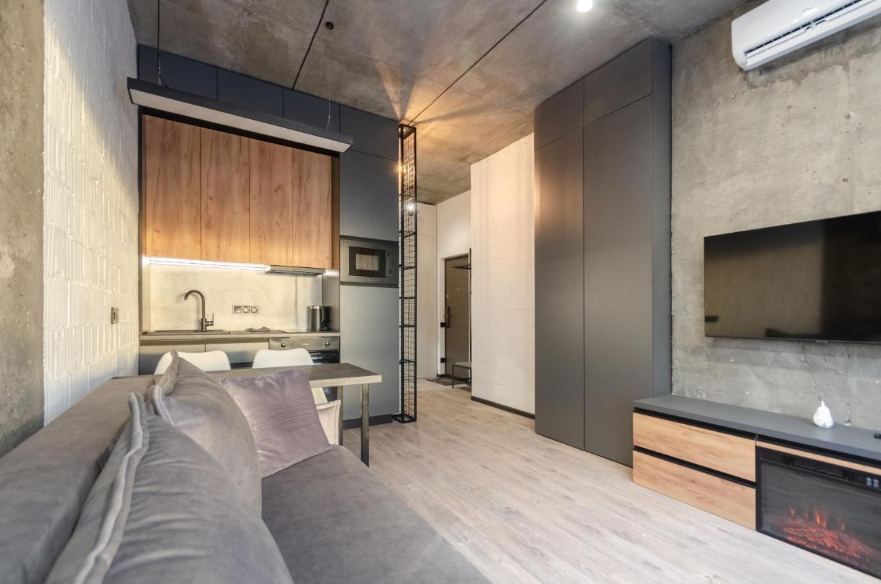 Petrovdom 12-131B Apartments In Rc "Yaroslaviv Grad"Bulvarno Kudriavska 17B เคียฟ ภายนอก รูปภาพ