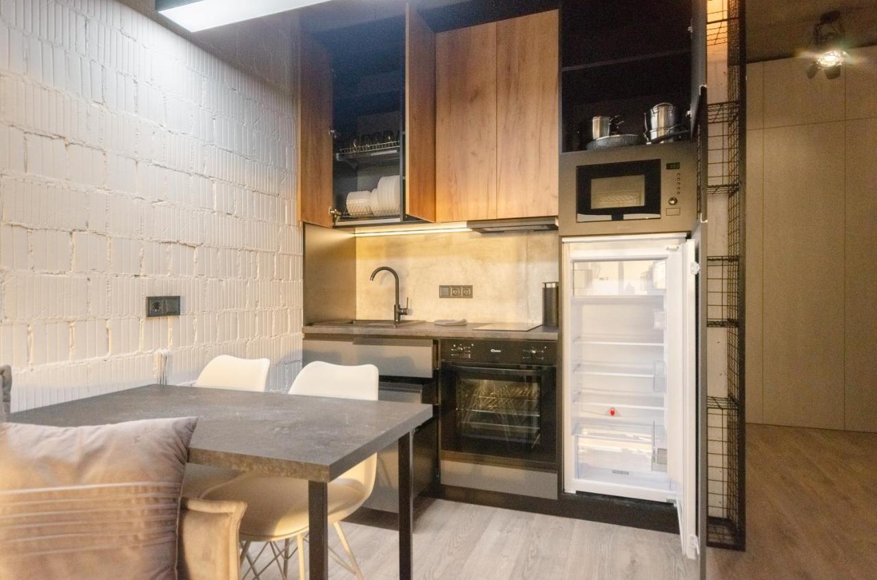 Petrovdom 12-131B Apartments In Rc "Yaroslaviv Grad"Bulvarno Kudriavska 17B เคียฟ ภายนอก รูปภาพ