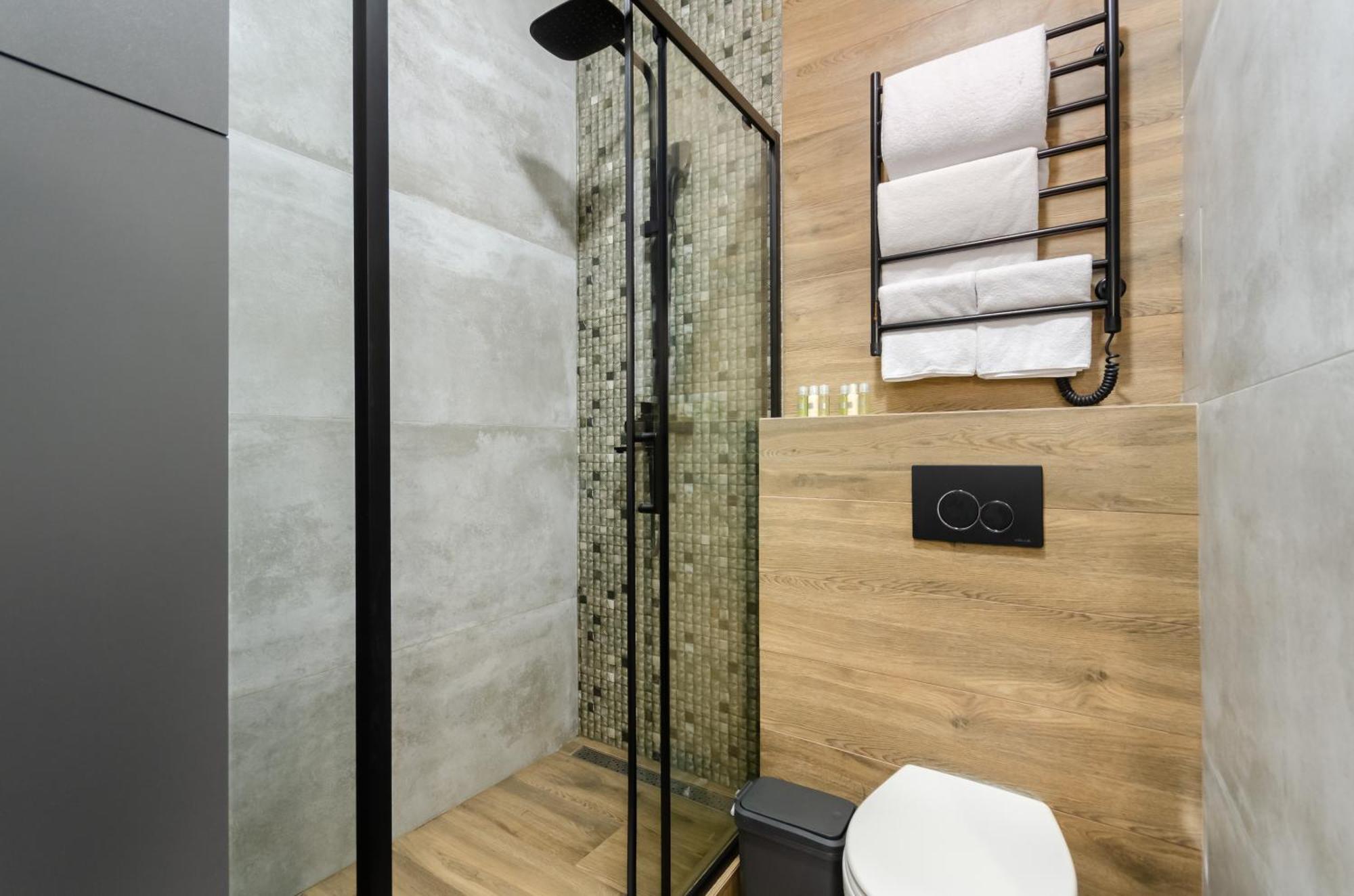 Petrovdom 12-131B Apartments In Rc "Yaroslaviv Grad"Bulvarno Kudriavska 17B เคียฟ ภายนอก รูปภาพ
